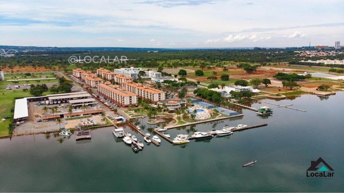 Flat Beira Lago No Centro De Bsb Brasilia Esterno foto